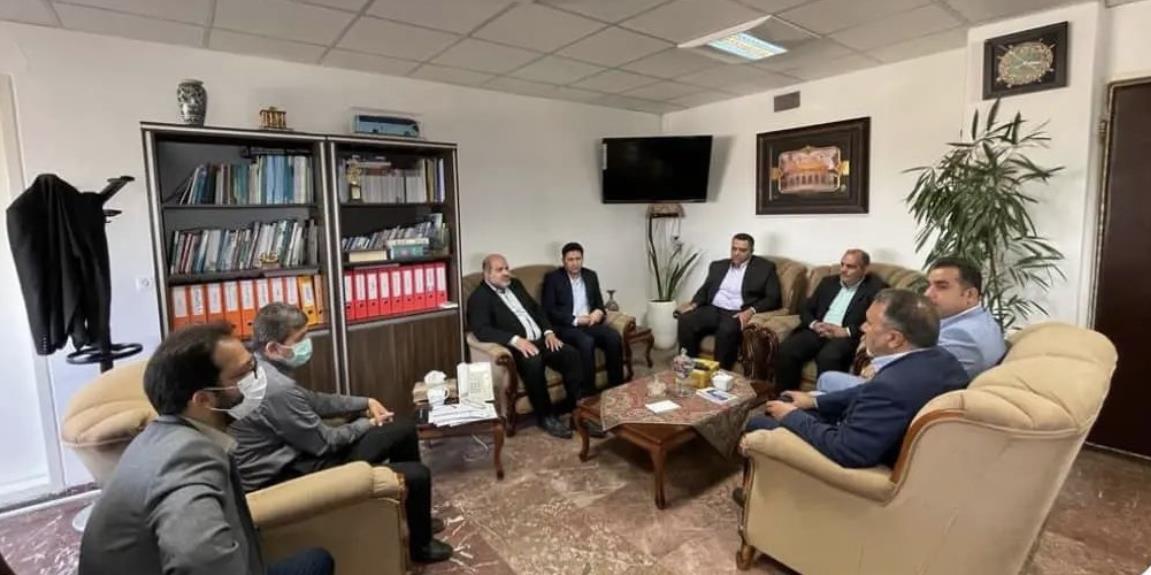 اختصاص بودجه و خودروی آتش نشانی به شهرداری آبادان