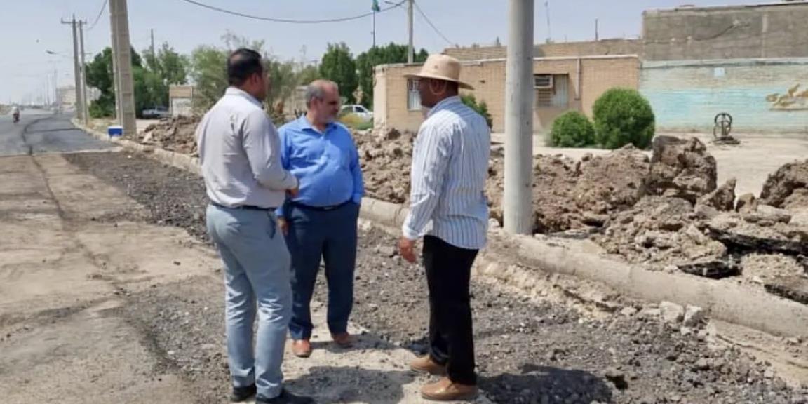 بازديد ميداني عضو شورا و مهندس متور از پروژهاي شهرداري